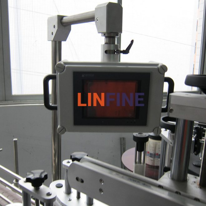 automatic round bottle labeling machine screen